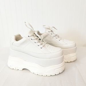 Dolls Kill Poster Grl Pay The Bills Platform Sneakers in White Sz 7